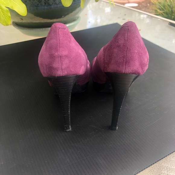 NWOT Jessica Simpson Purple Suede Platform Heels - Picture 3 of 6